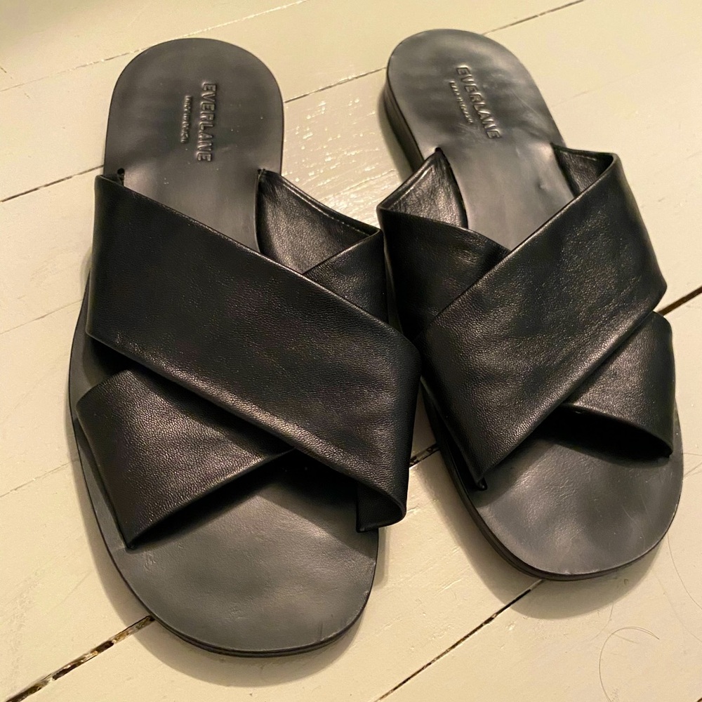 Everlane Black Leather Sandals